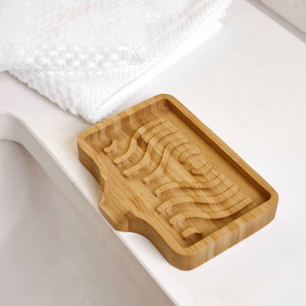 Bamboo Soap Lift | Wavy Soap Dish & Drainage Tray