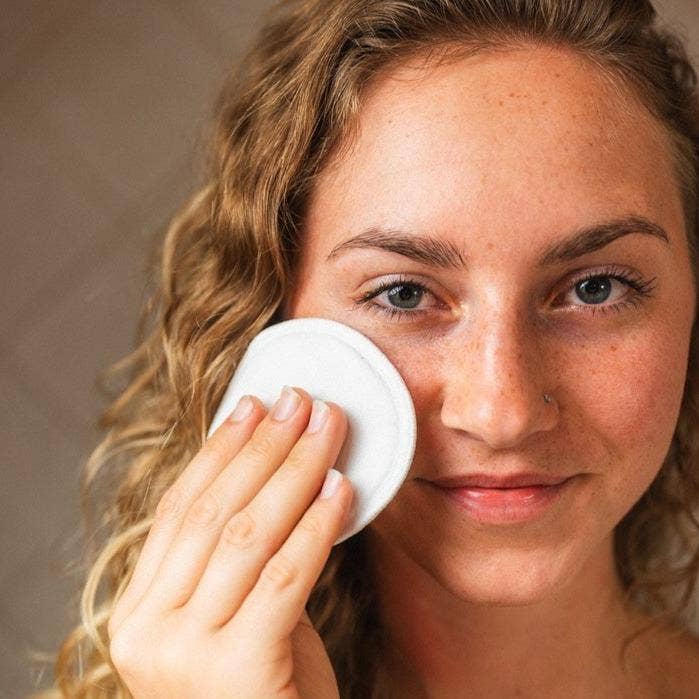Reusable Bamboo Facial Rounds – Set of 20